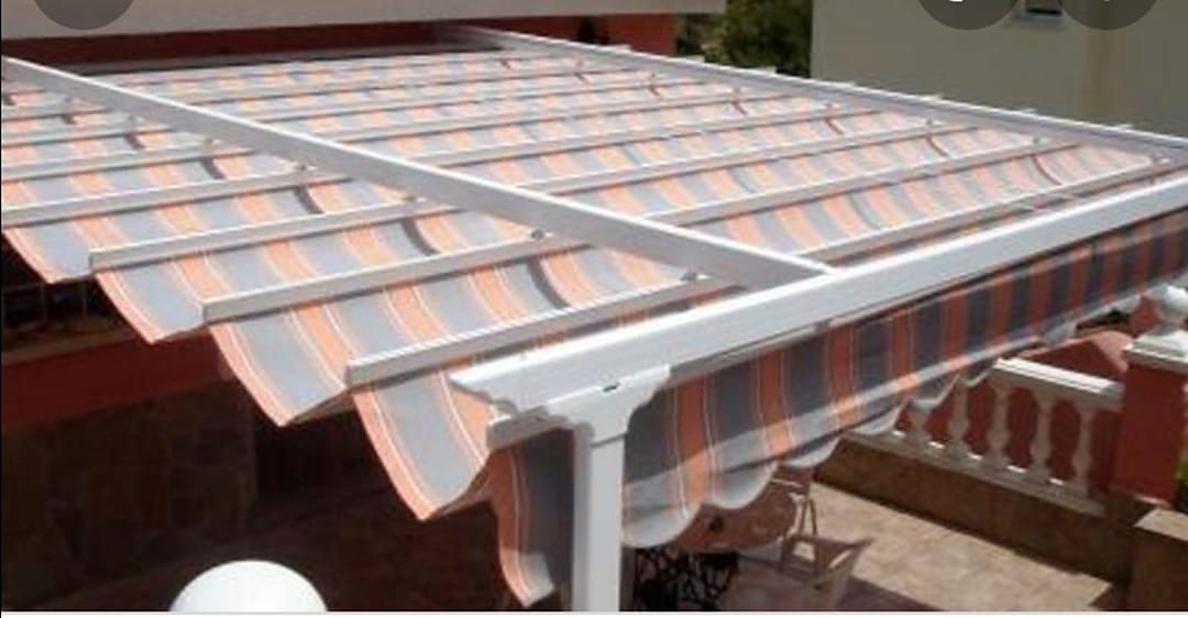 Trabajo de Aluminios y Toldos Miguel Canela en Alcalá de Guadaíra